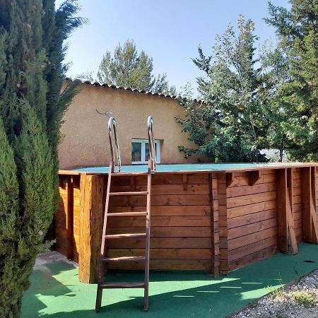 Gite à la campagne à 15 kms d'Aix Saint-Cannat Extérieur photo