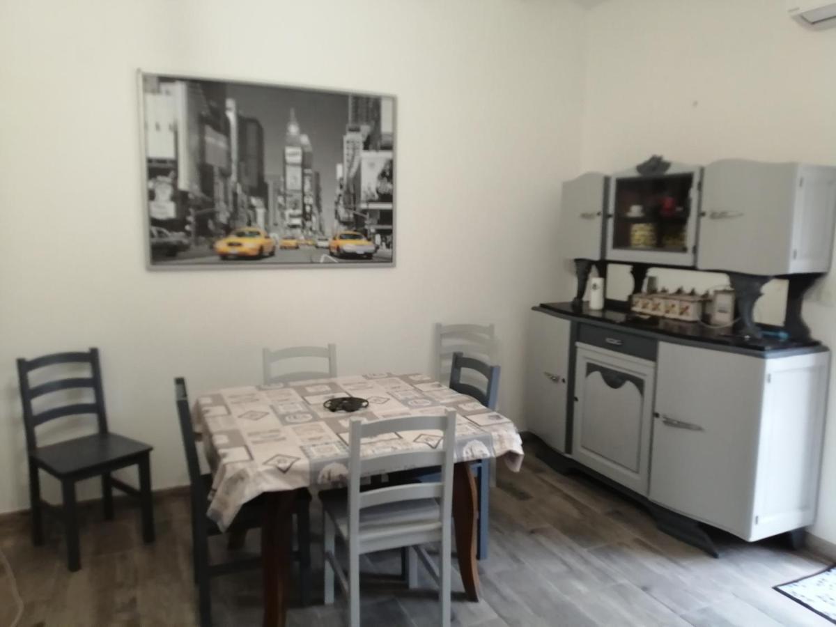 Gite à la campagne à 15 kms d'Aix Saint-Cannat Extérieur photo