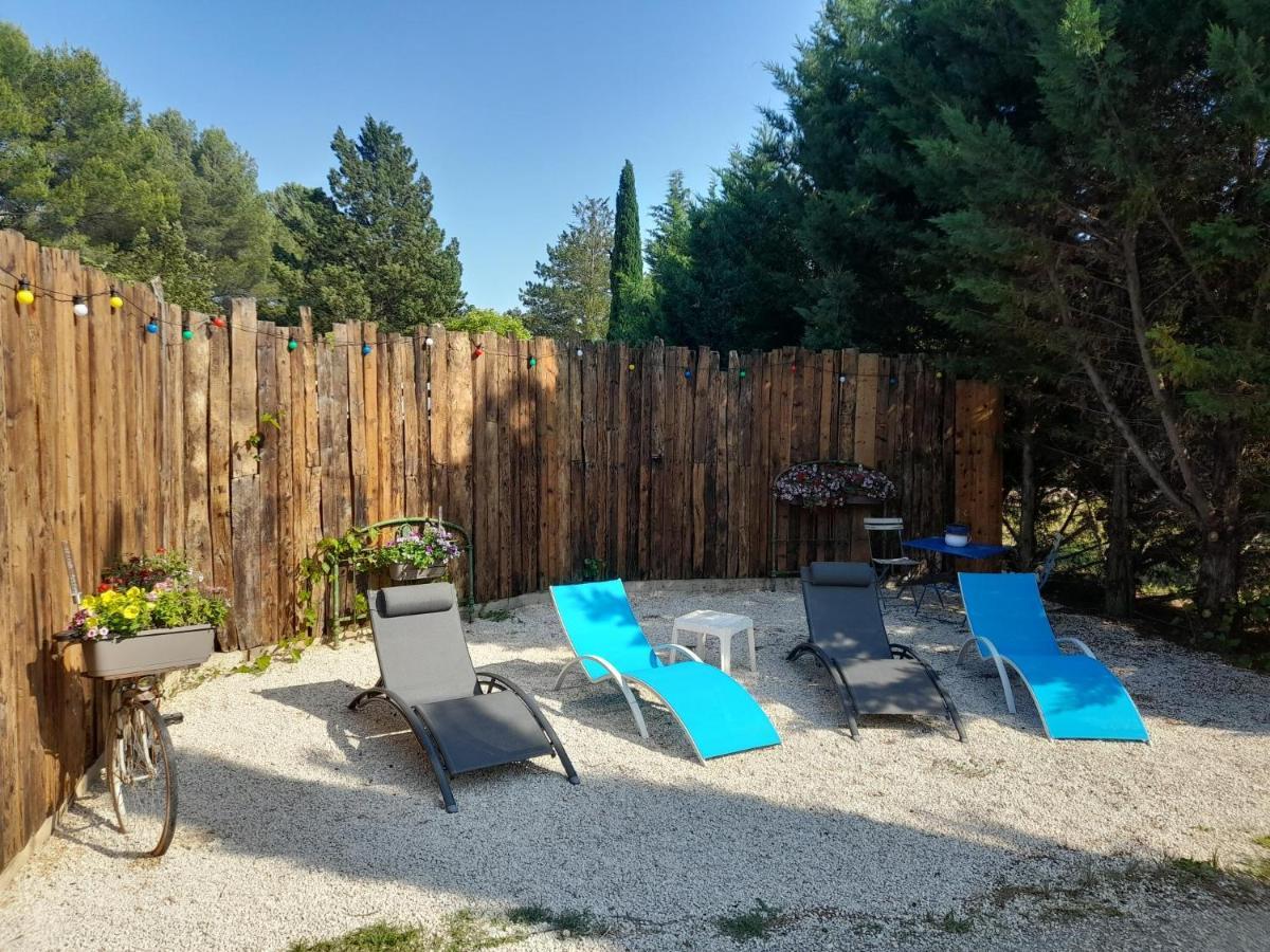 Gite à la campagne à 15 kms d'Aix Saint-Cannat Extérieur photo